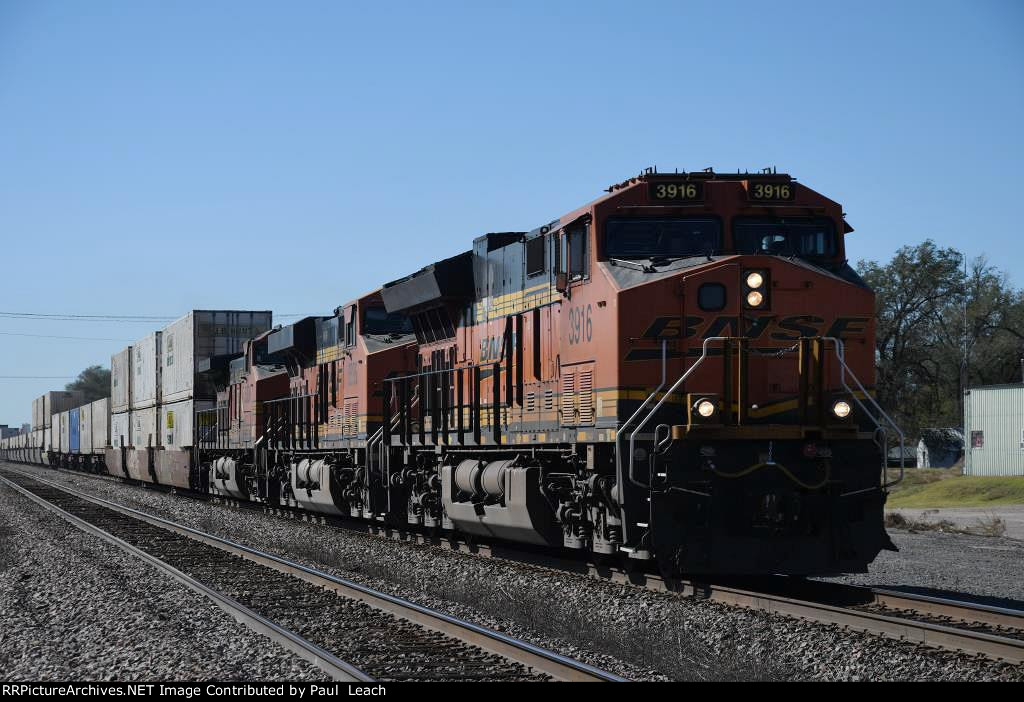 Z train cruises east